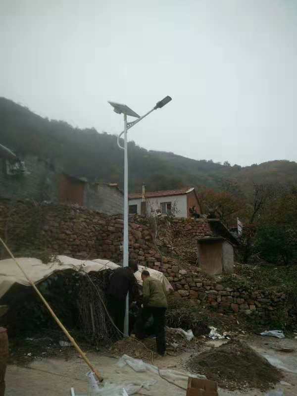 承德市承德县太阳能路灯工程图2